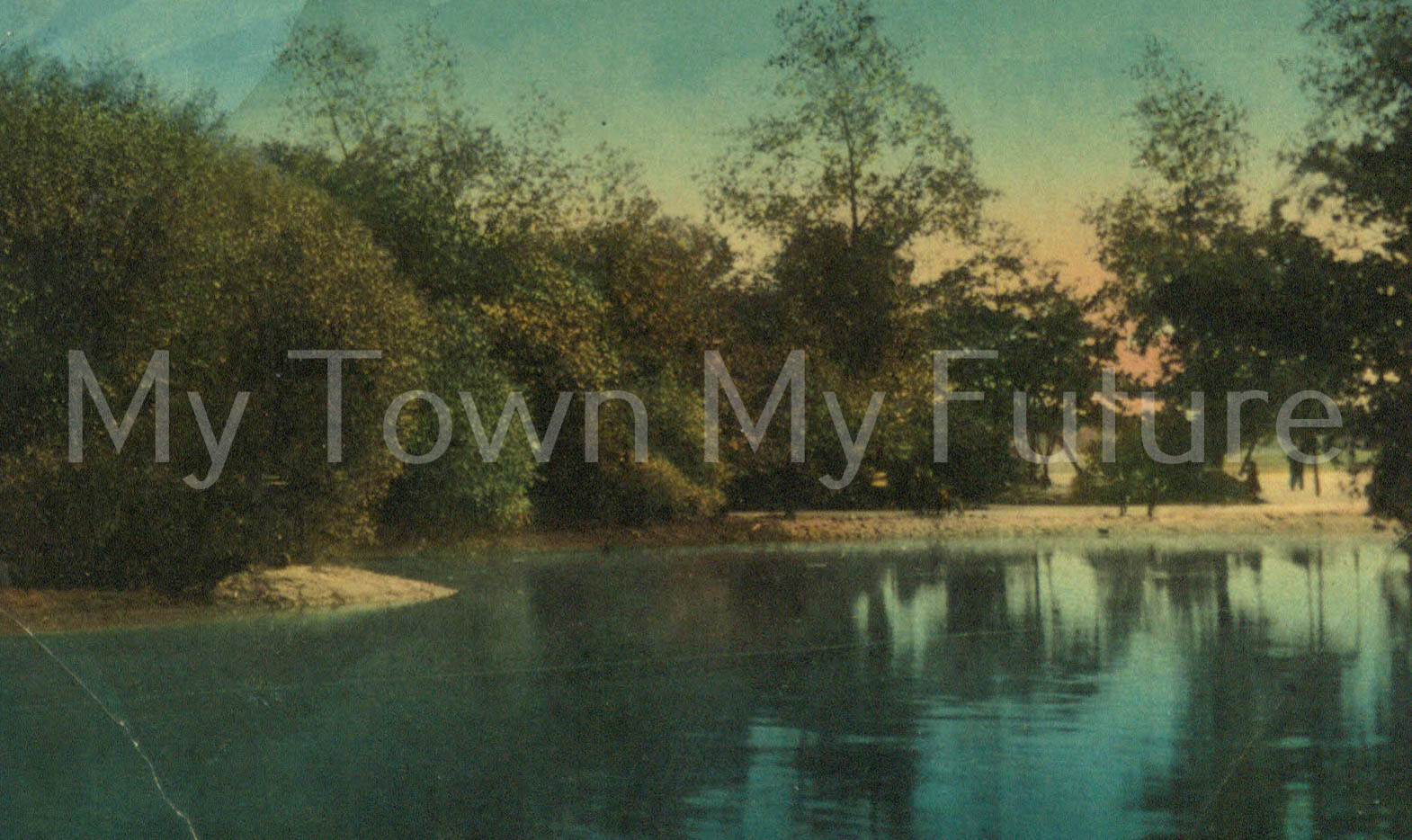 Albert Park - Postcard of the Small Lake - to Mrs CH LIster, Postmark - Missing